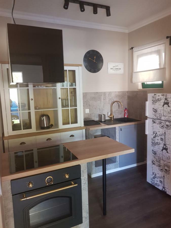 Lorenco Apartment Tisno